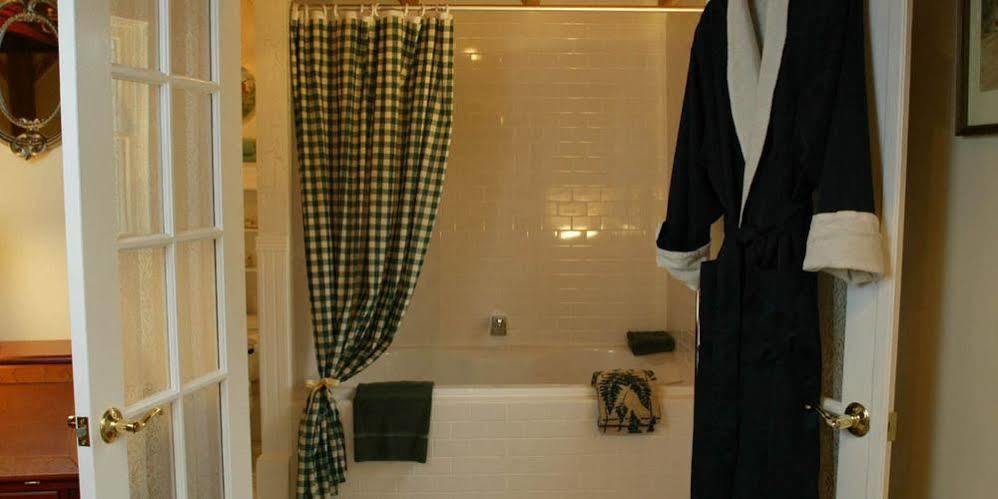 Historic Jacob Hill Inn سيكونك المظهر الخارجي الصورة